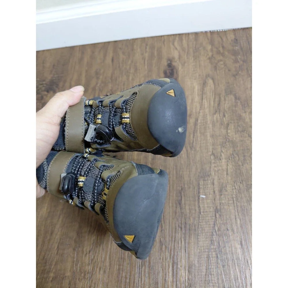 Keen Targhee Accents Boys Bungee Boots Shoes Size 8 Brown Black Leather